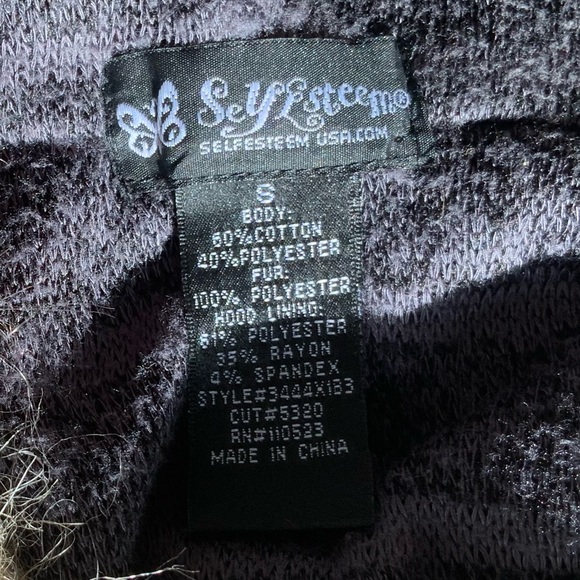 Fur trim hooded fleece cape - Picture 3 of 3